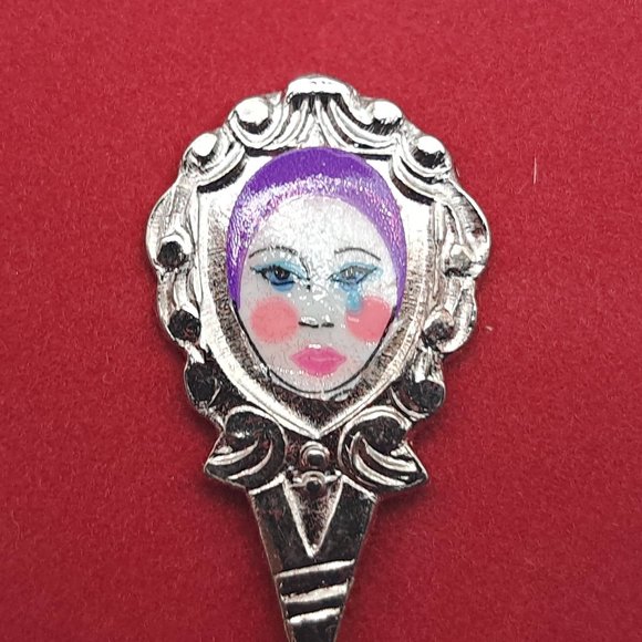 Set of 12 Collectors' Spoons in Boxes from Quebec -St. Bernard de Lacolle - Picture 9 of 11